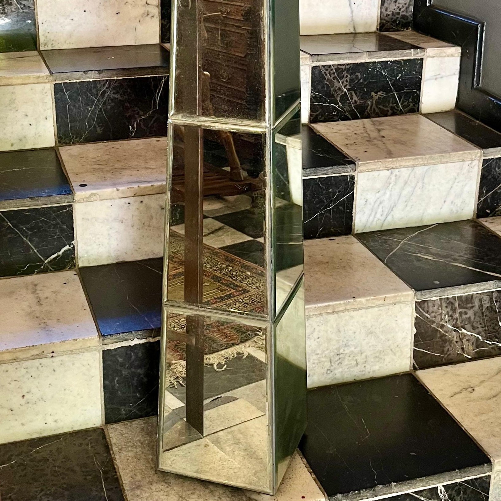 Mirrored Obelisk Column