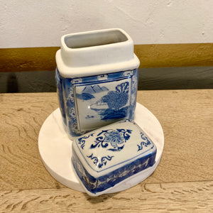 Sweet Porcelain Chinese Container