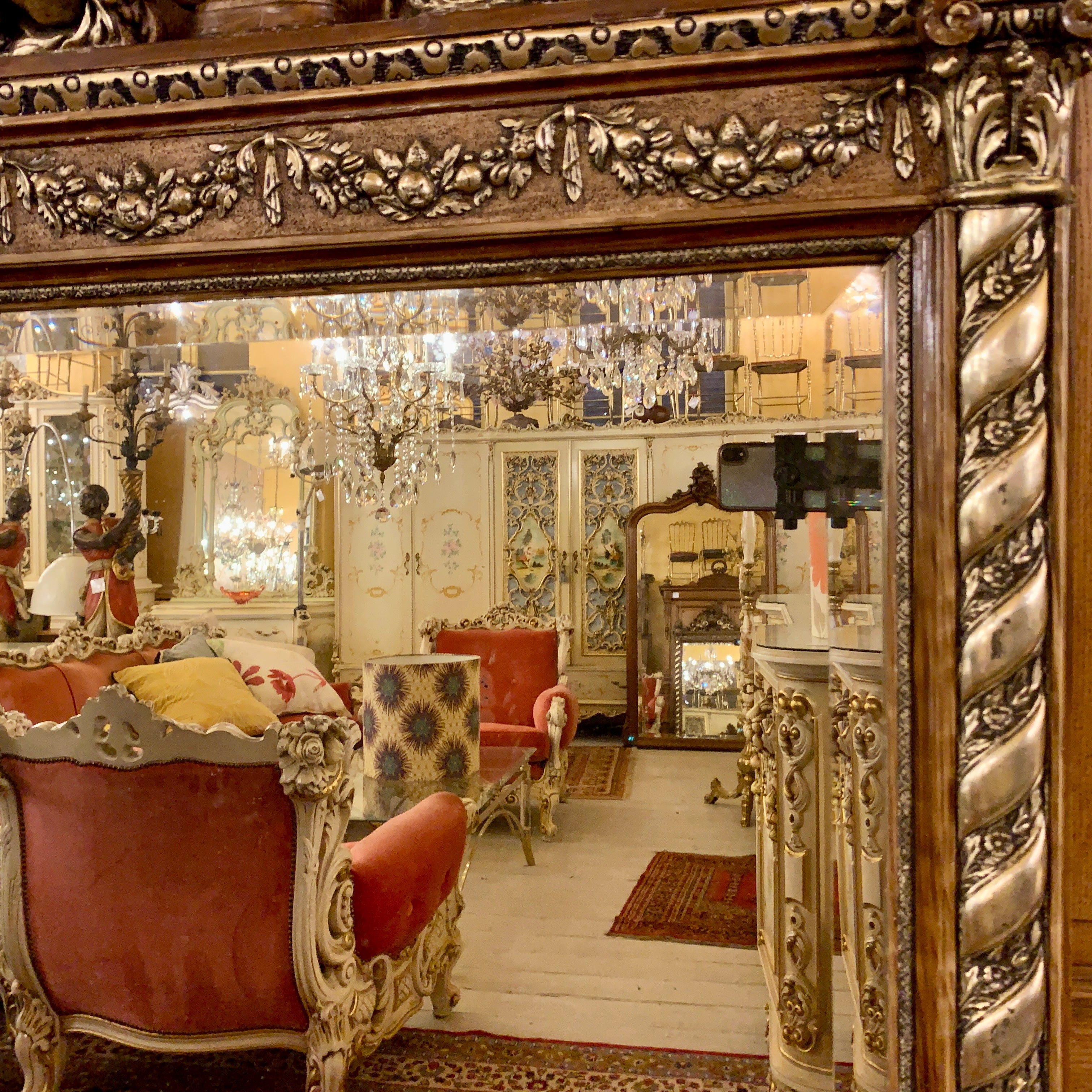 Magnificent Antique Mirror with Cherubs & Gilt Detail