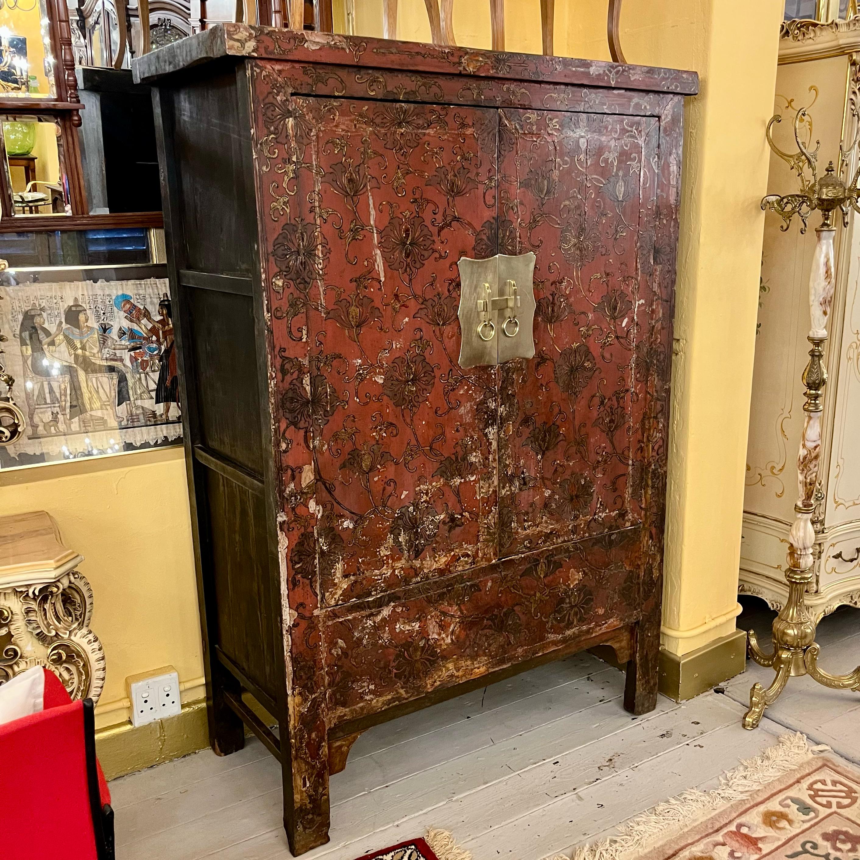 Chinese Red Lacquer Cabinet with Gilt Floral Decoration, Late Qing Dynasty