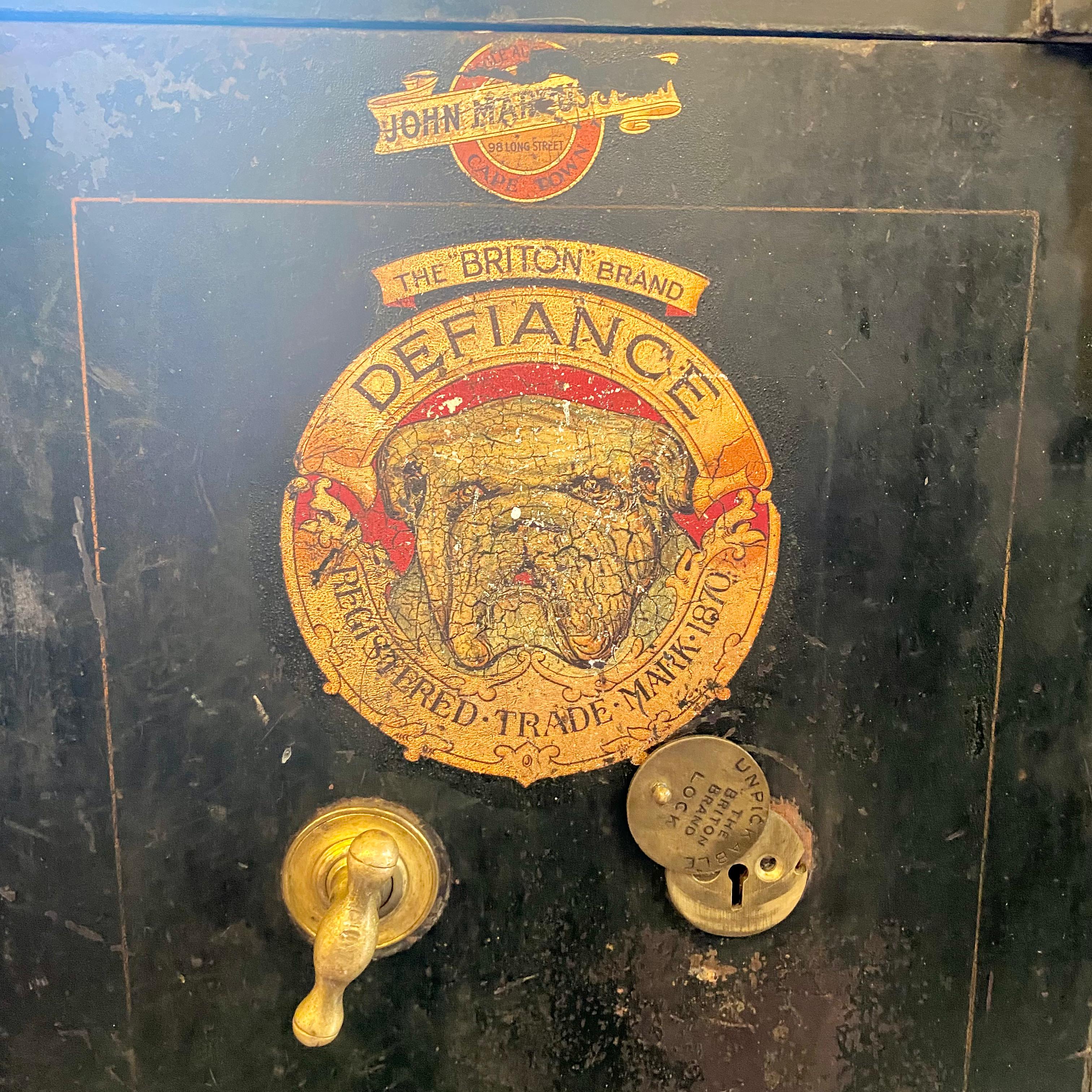 Large Vintage Defiance Safe