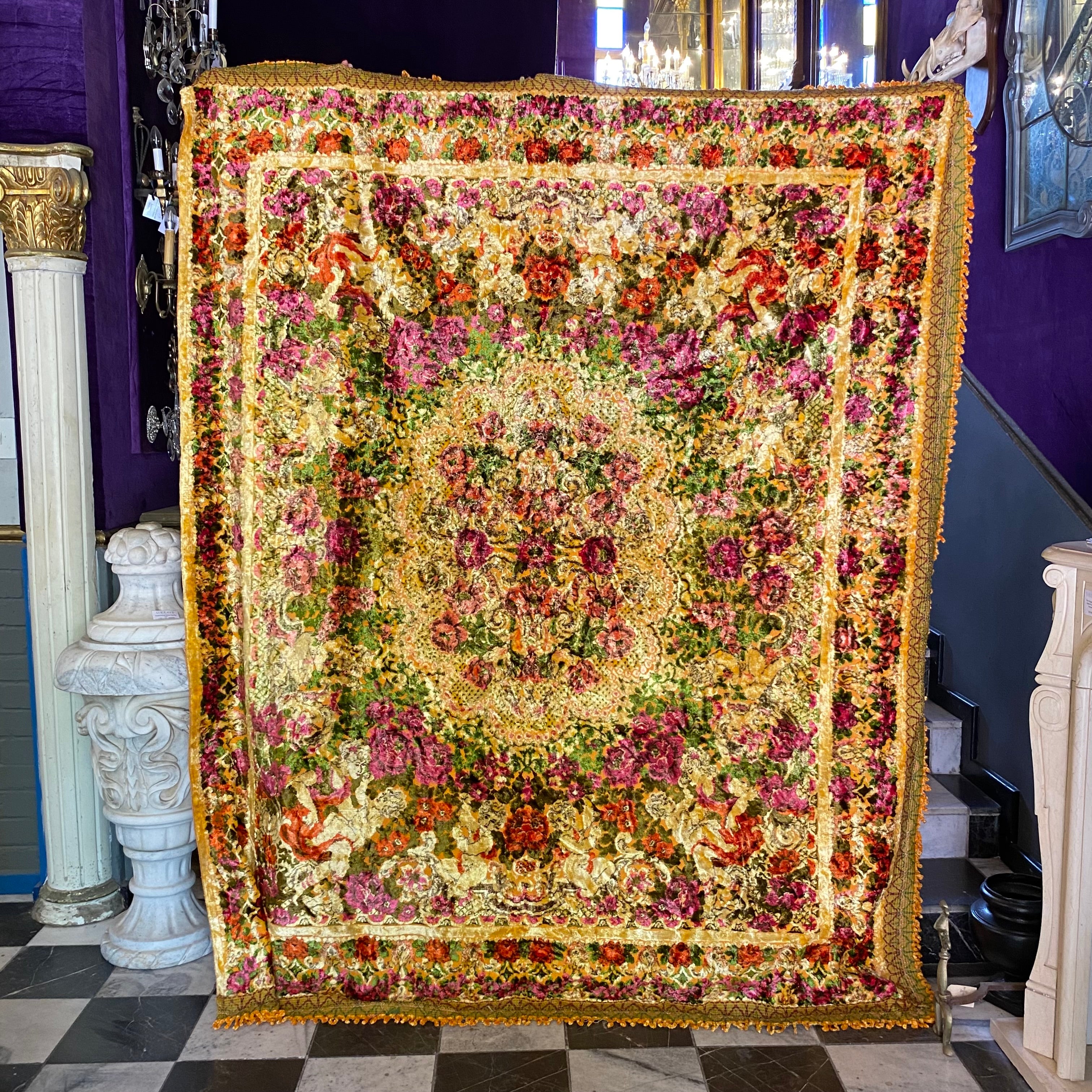 Pretty Vintage Floral Tapestry
