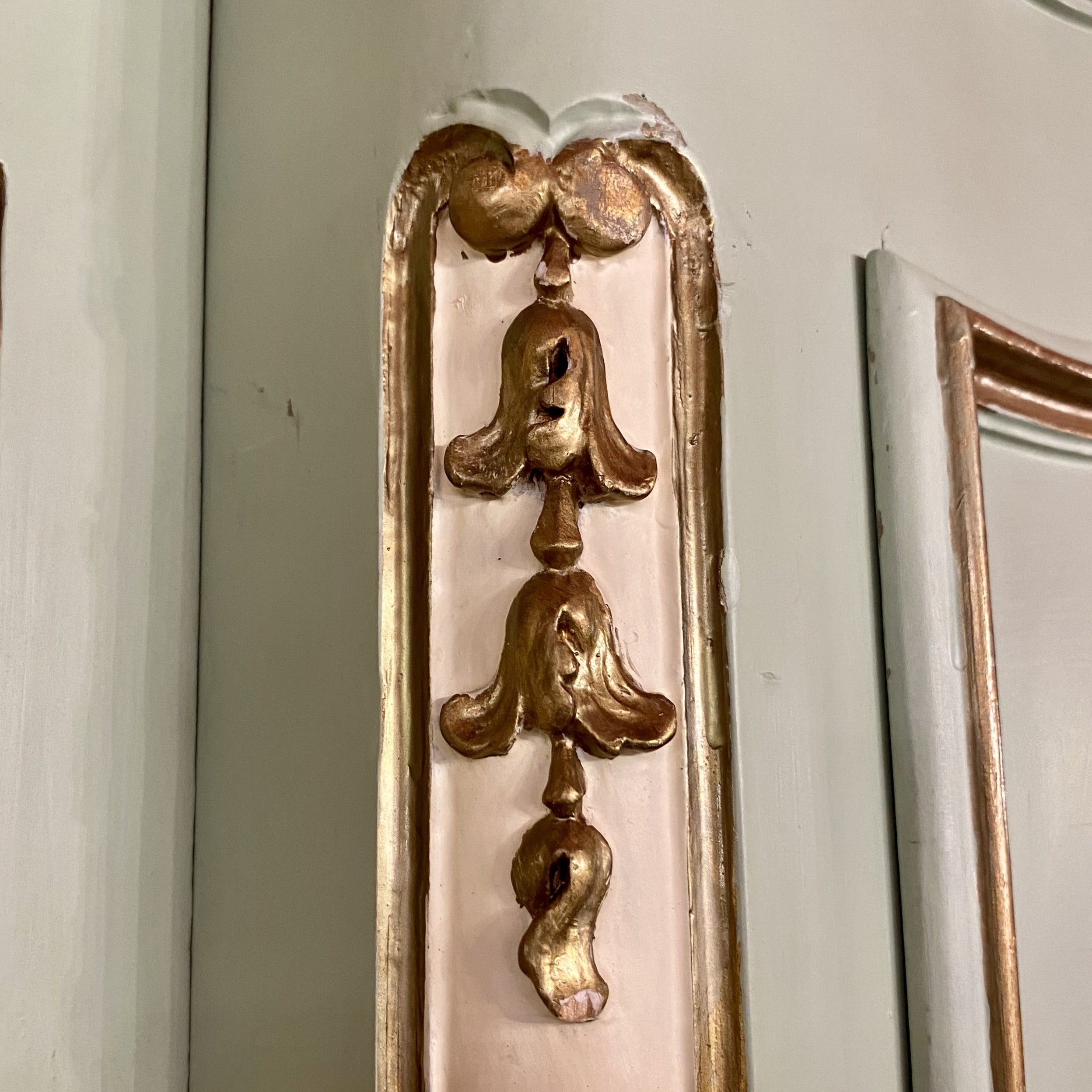 Stunning French Wardrobe with Snails Feet