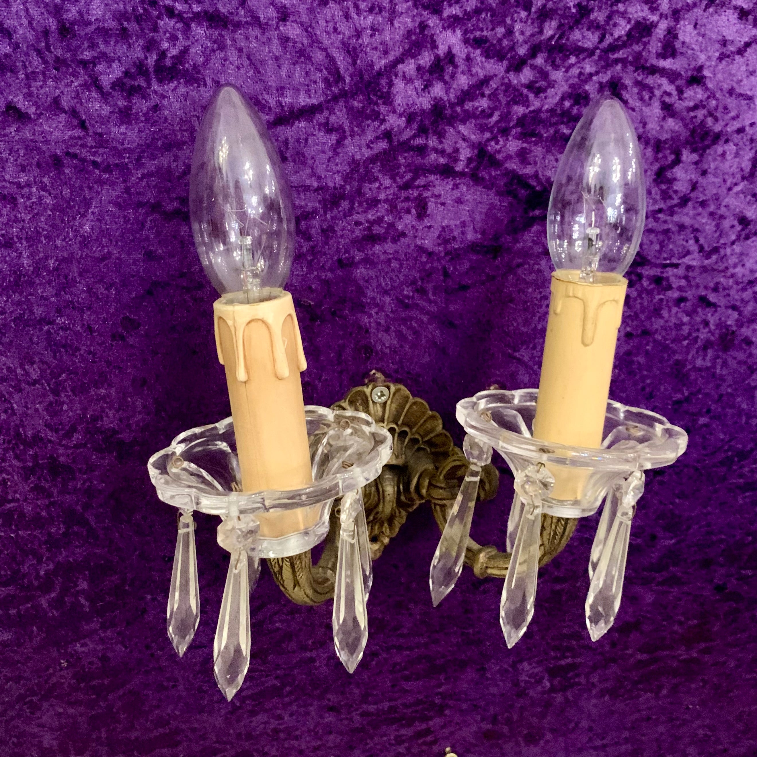 Single Patina Brass Scallop Design Two Arm Sconce