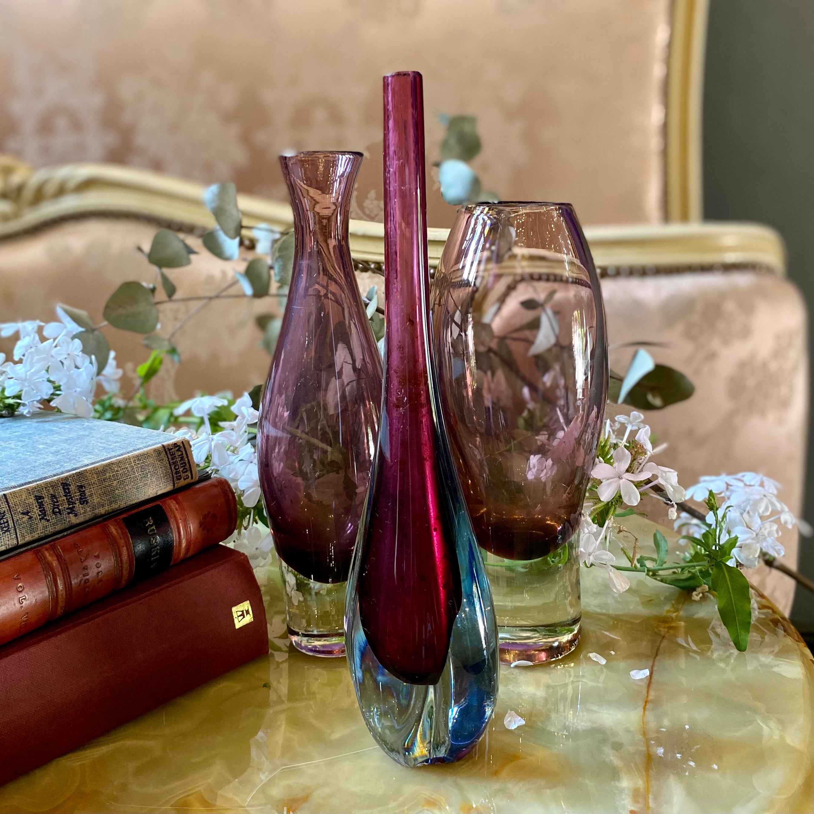 Set of 3 Elegant Purple Murano Vases
