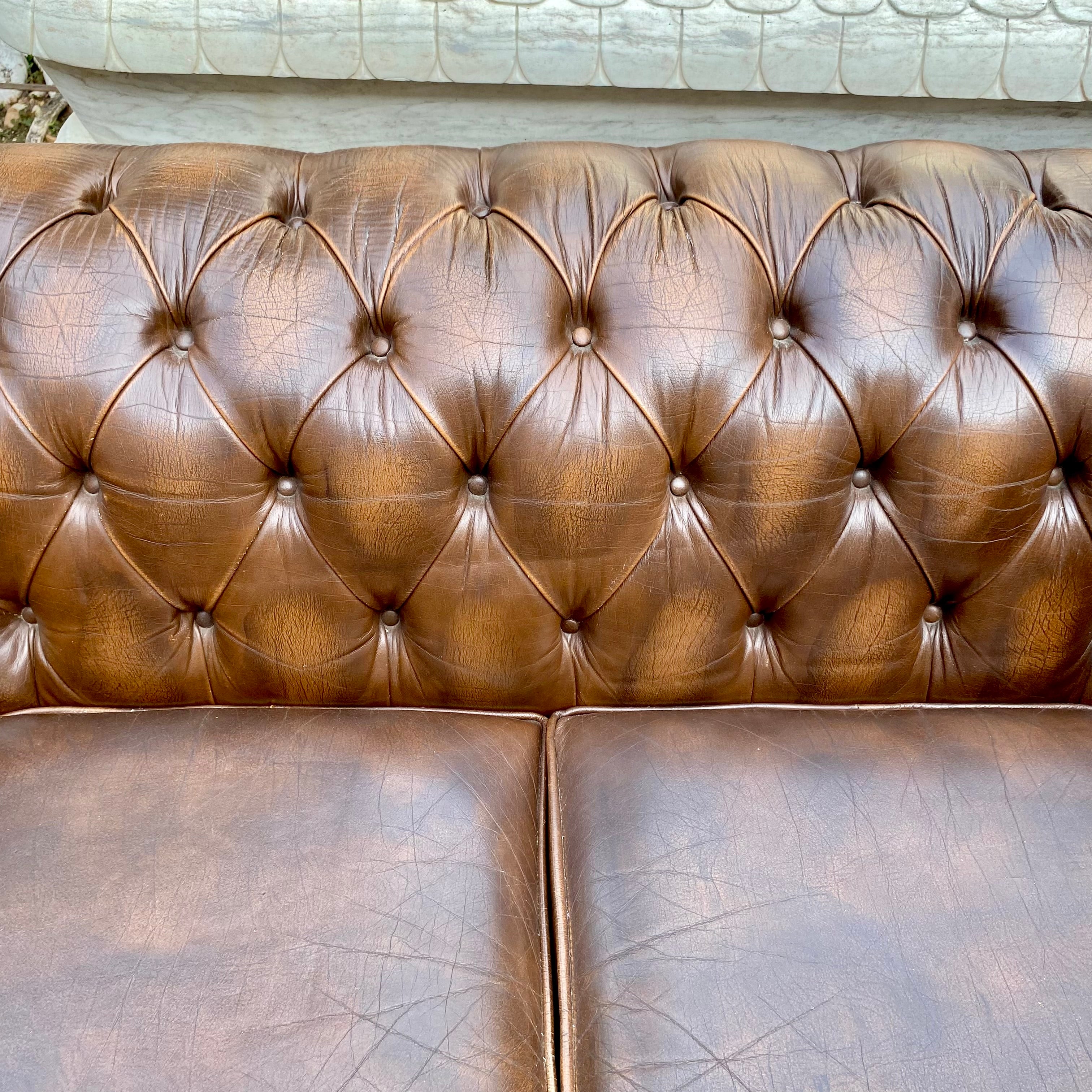 Stylish Brown Chesterfield Sofa