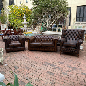 Stylish Brown Chesterfield Sofa