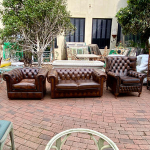 Stylish Brown Chesterfield Sofa