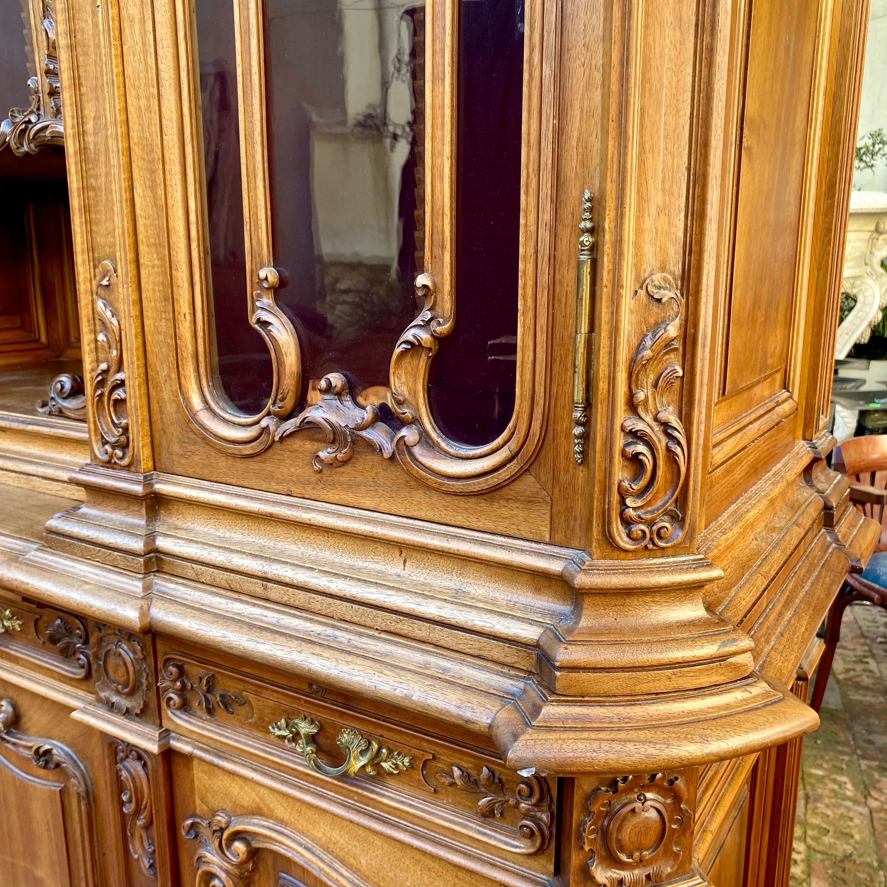 Incredible Antique Art Nouveau Walnut Display Unit