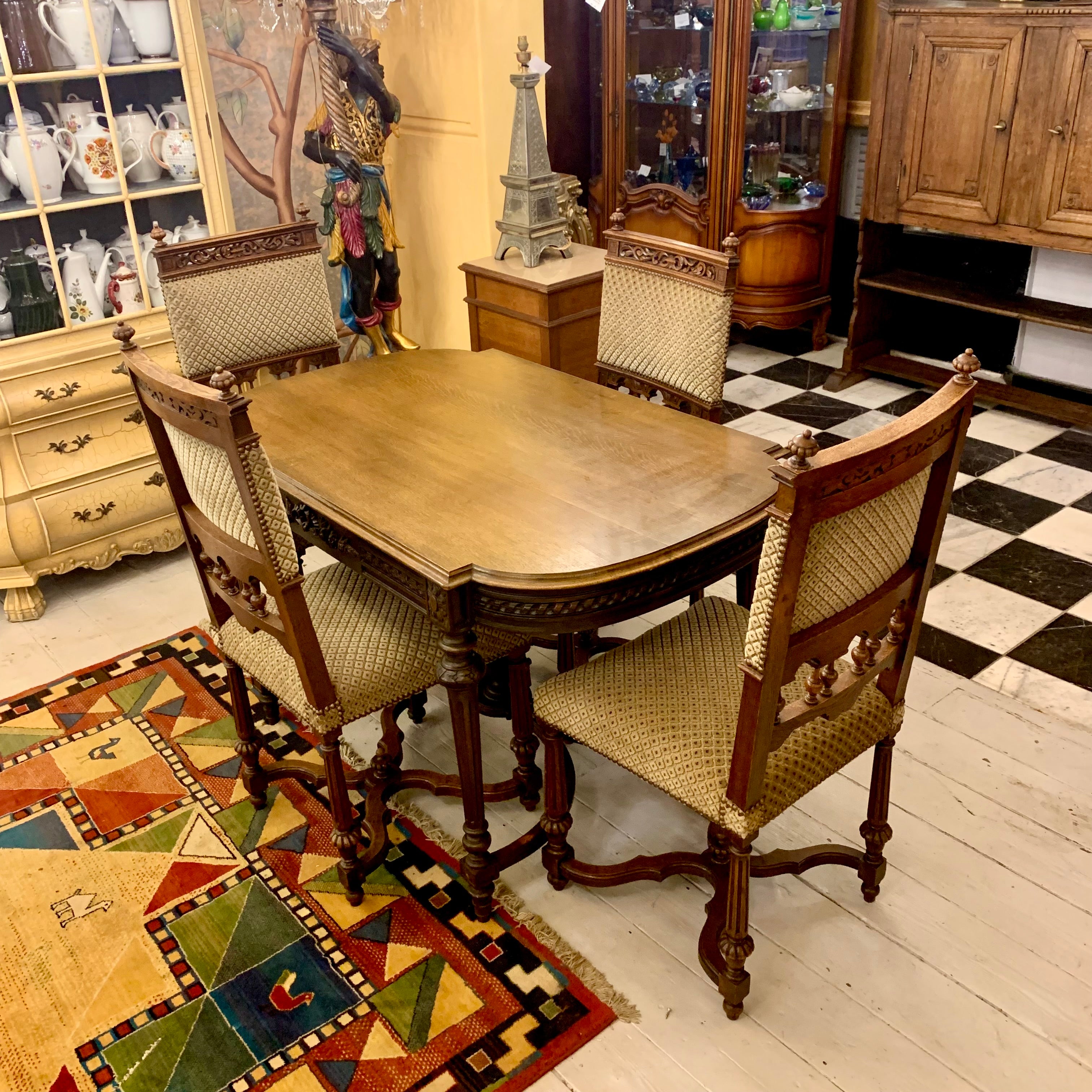 Stunning Antique Hand Carved Oak Dining Table