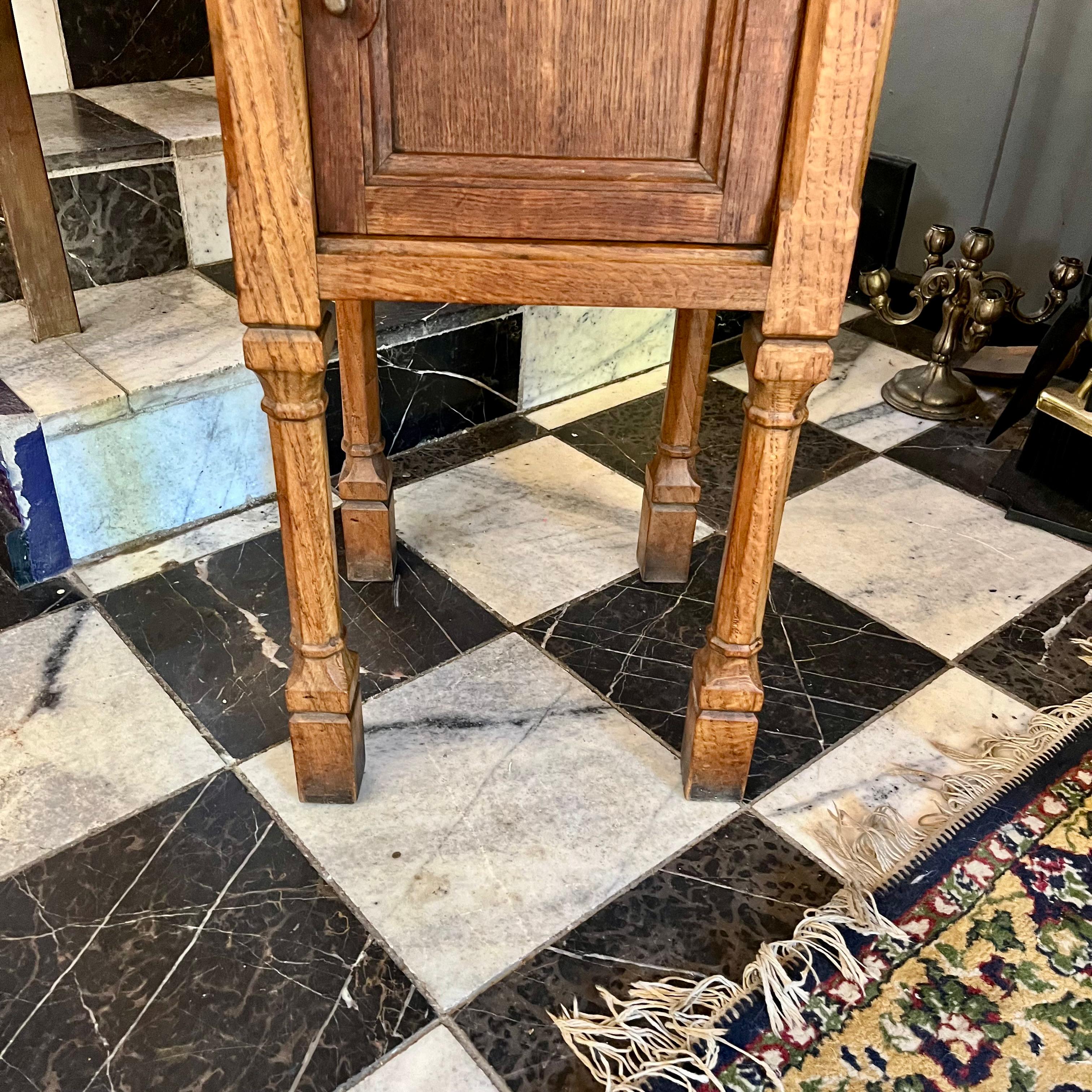 Oak Pedestal with Cream Marble Top