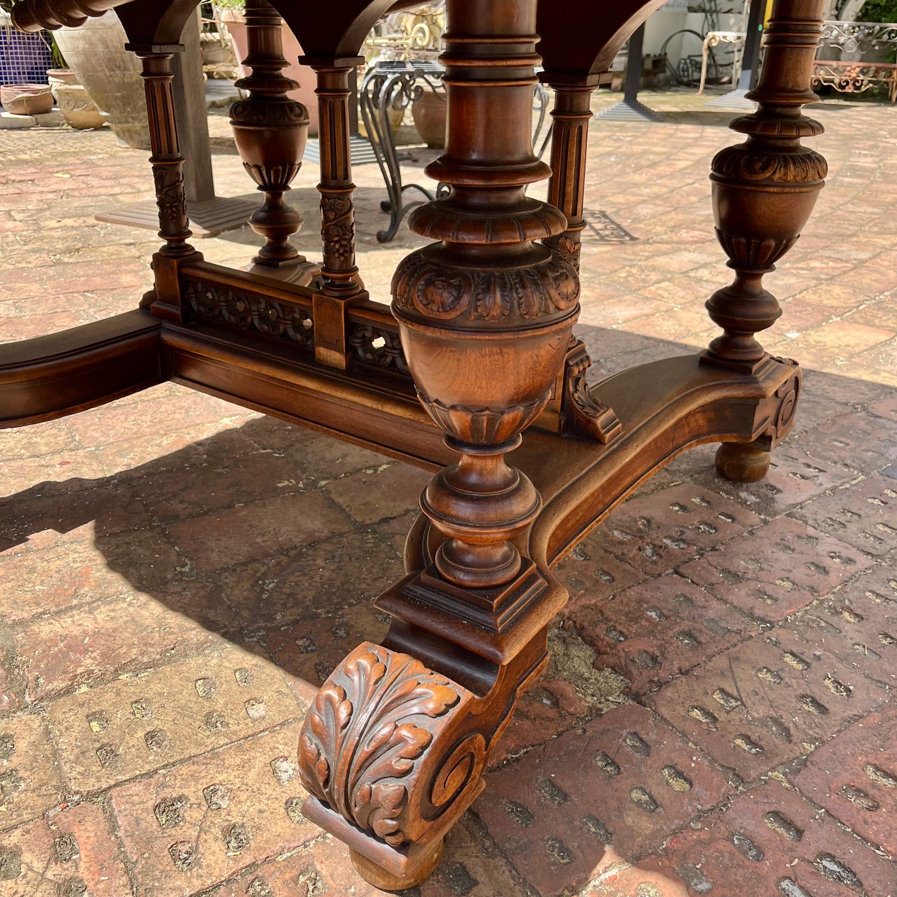 Large Antique Oak Dining Table with Carved Detailing, Late 19th Century