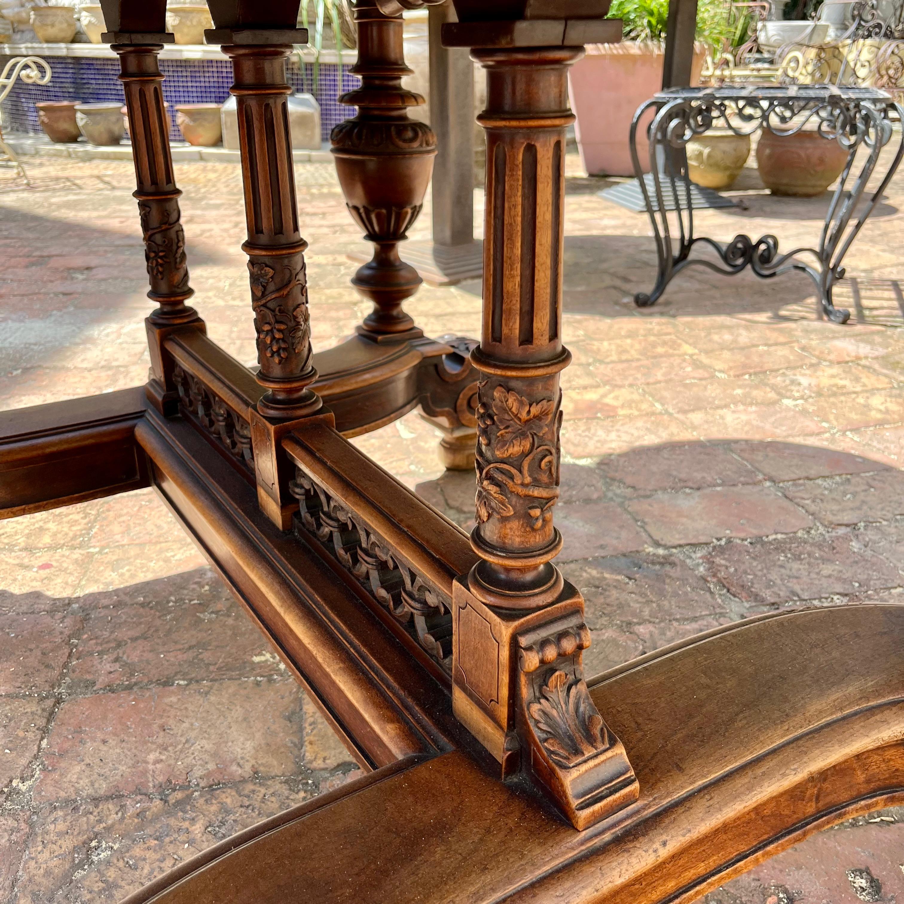 Large Antique Oak Dining Table with Carved Detailing, Late 19th Century