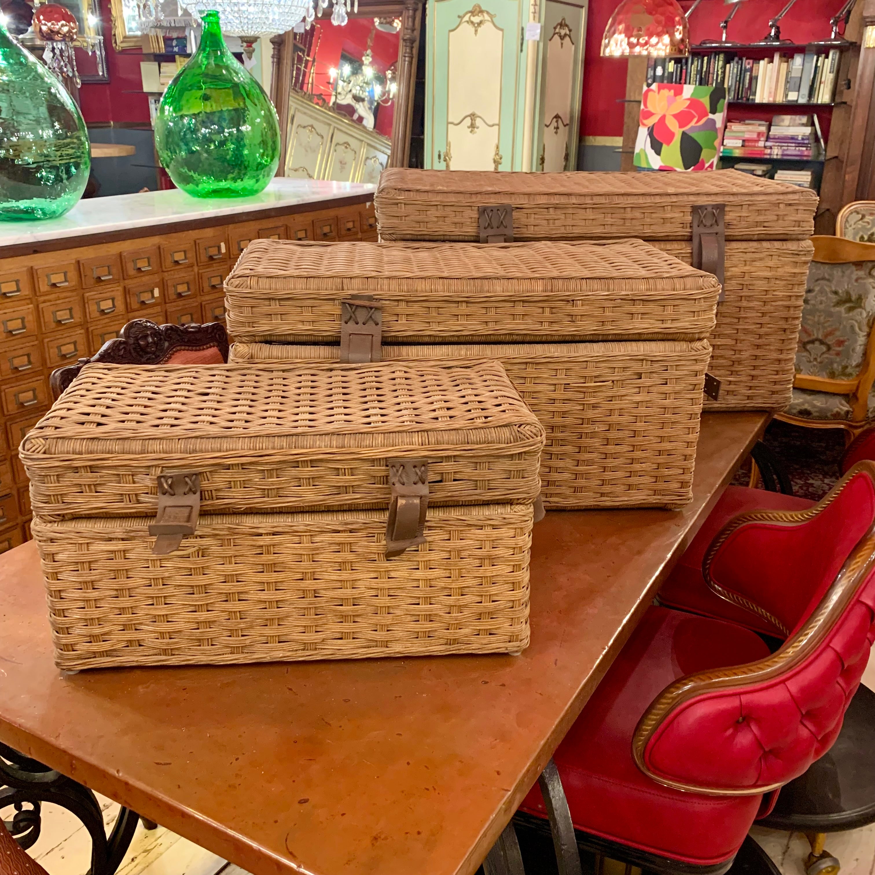3 Piece Set Wicker Baskets with Leather Straps