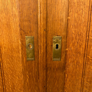 1930's Oak Wardrobe